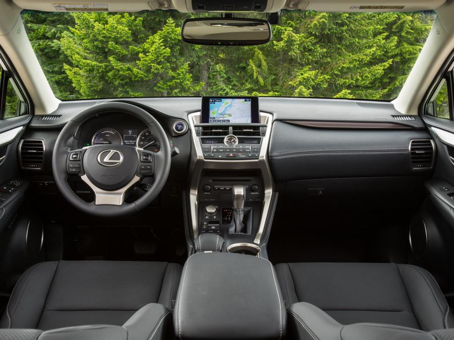 Торпедо Lexus NX300h 2015 года  (NL) (фото 9 из 33)